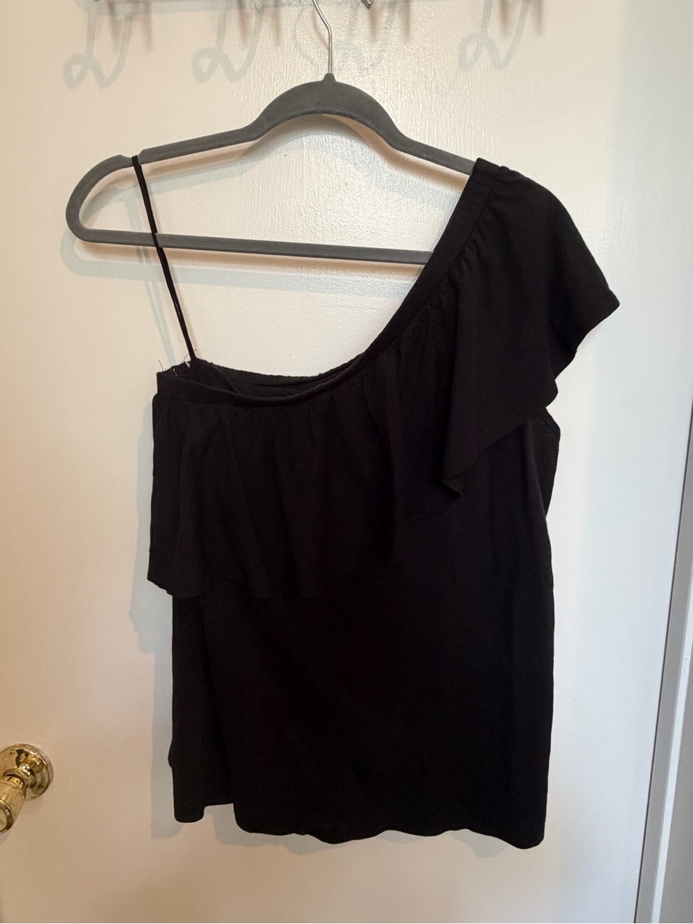 Velvet by Graham & Spencer Black one shoulder top